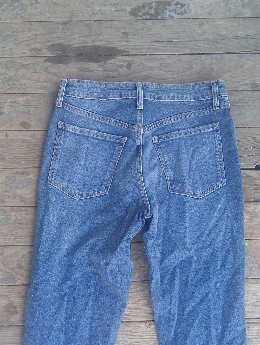 GUC Old Navy  High Rise  O.G. Straight Ripped Jeans Cuffed size 8 - Picture 6 of 6